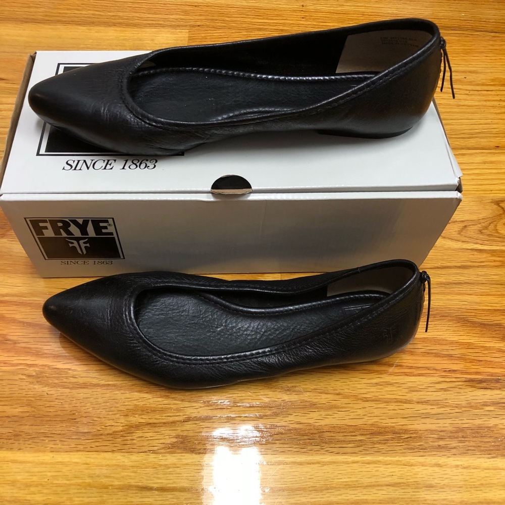 Frye Flats
